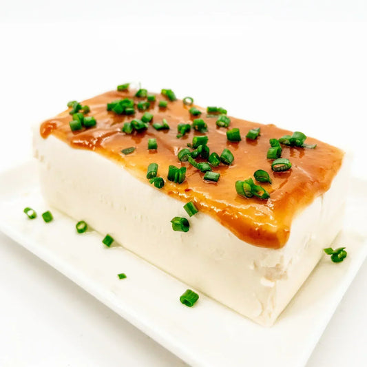 Kinugoshi Tōfu no Umeboshi Ae - Tofu soyeux à l’umeboshi