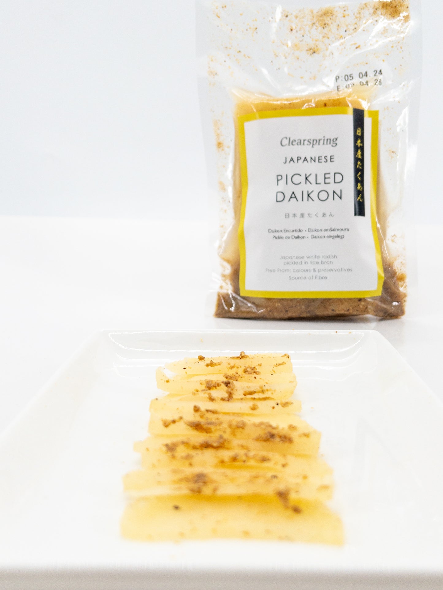 Takuan – Daikonradijs in pekel – 100 g – Clearspring