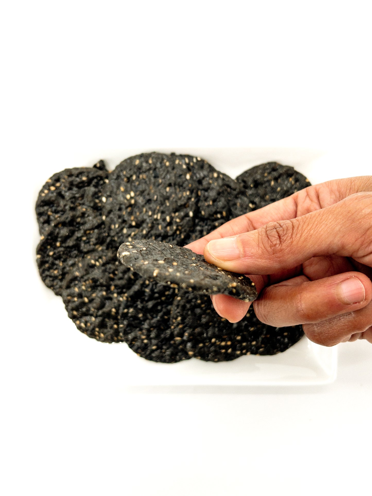 Senbei – Bio-Reiscracker mit schwarzem Sesam – 40 g – Clearspring