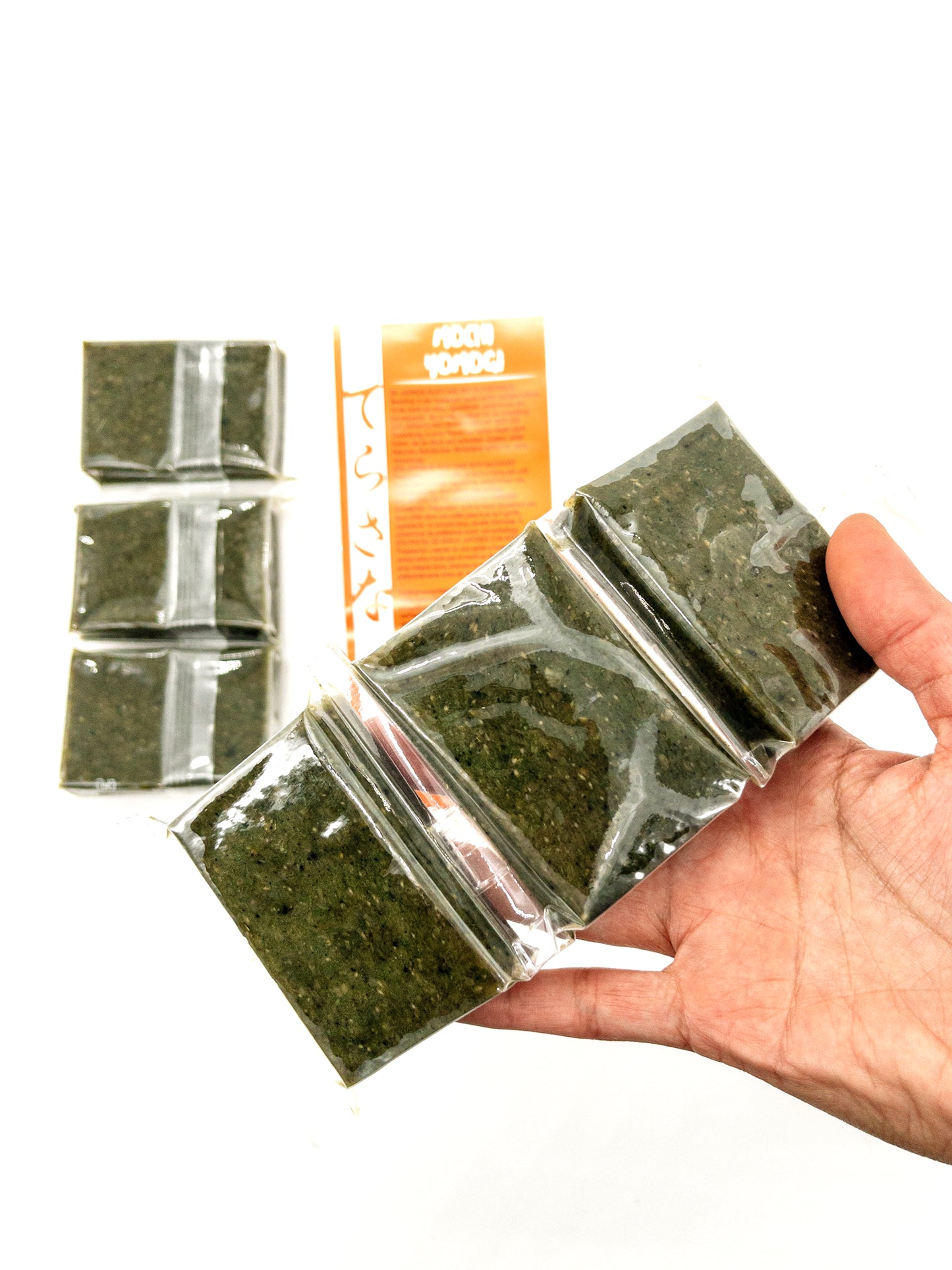 kusamochi (Yomogi Mochi) – Blokjes van kleefrijst met alsem – 300 g – Terrasana