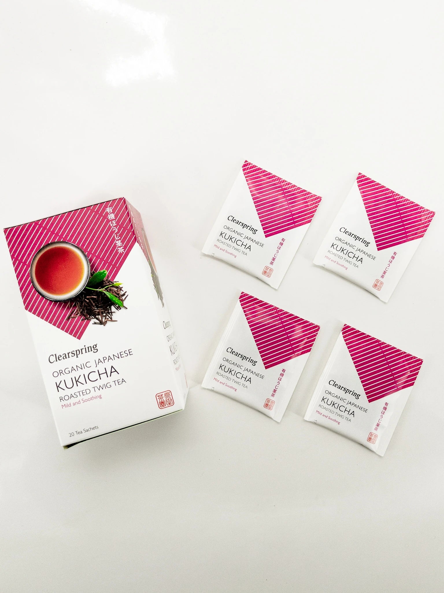 Boîte de thé Kukicha bio clearspring et 4 sachets de thé